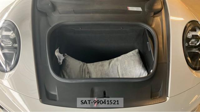 Porsche 911 2020-06 8281141-17