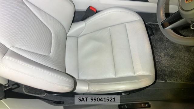 Porsche 911 2020-06 8281141-5