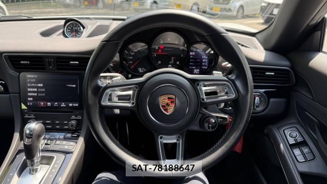 Porsche 911 2019-01 8281407-16