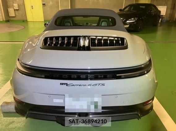 Porsche 911 2025-05 8281955-1