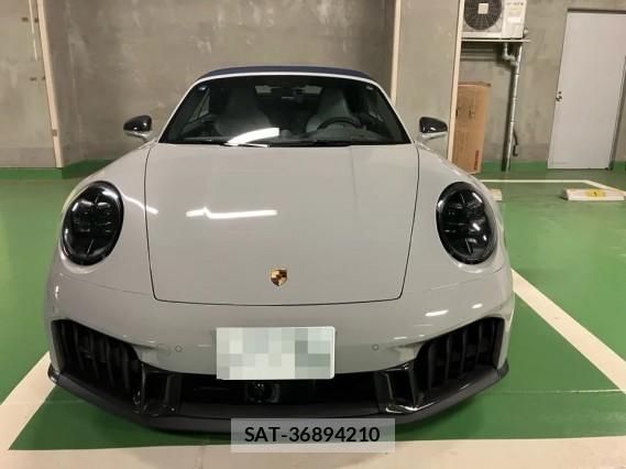 Porsche 911 2025-05 8281955-8