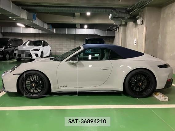 Porsche 911 2025-05 8281955-9