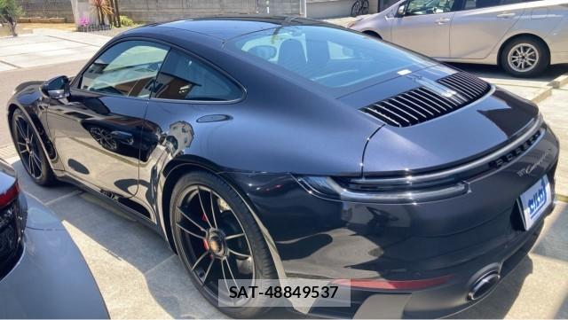 Porsche 911 2023-12 8282279-13