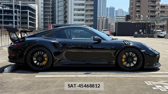 Porsche 911 2019-06 8282291-3