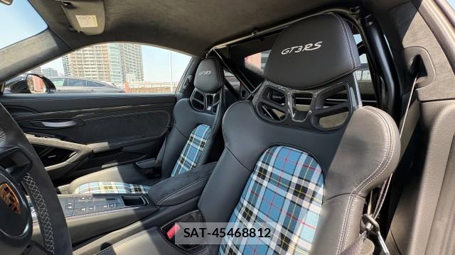 Porsche 911 2019-06 8282291-5