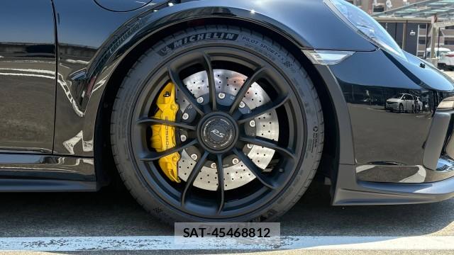 Porsche 911 2019-06 8282291-7
