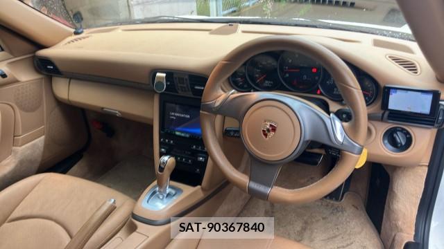 Porsche 911 2009-07 8282367-2