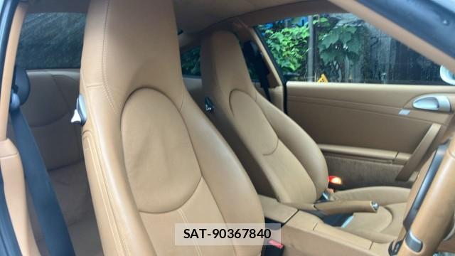Porsche 911 2009-07 8282367-5