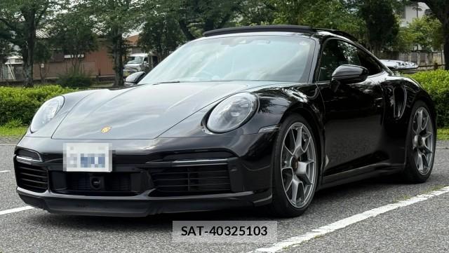 Porsche 911 2020-11 8282411-0