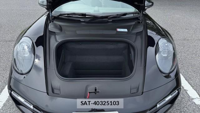 Porsche 911 2020-11 8282411-17