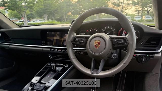 Porsche 911 2020-11 8282411-2