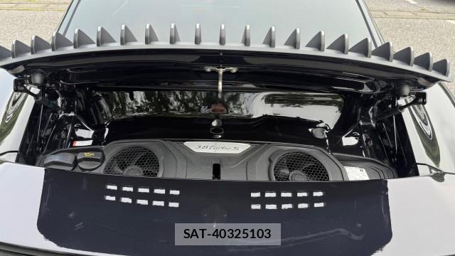 Porsche 911 2020-11 8282411-7