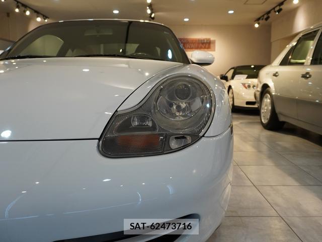 Porsche 911 1998-06 8285422-17