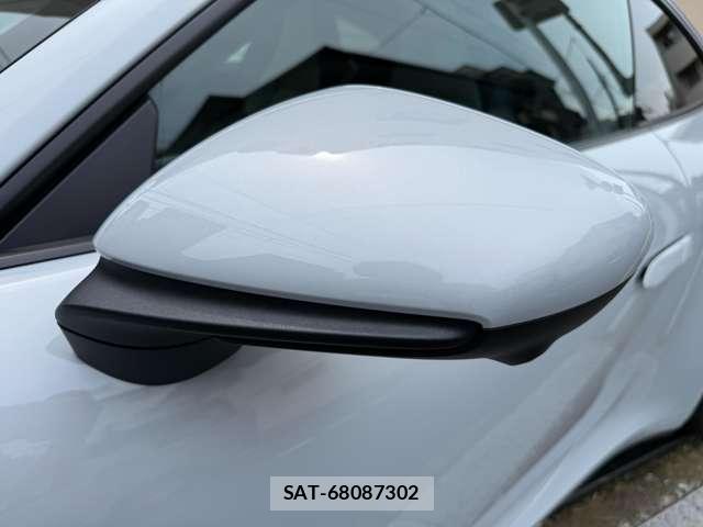 Porsche 911 2026-06 8285847-11