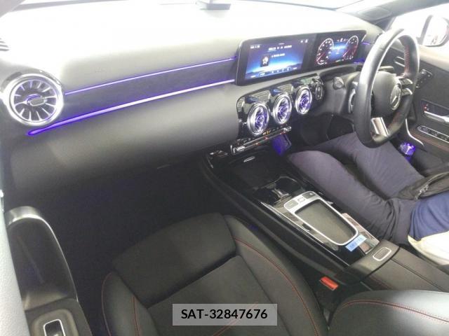 Mercedes Benz A-CLASS 2023-03 8278971-2