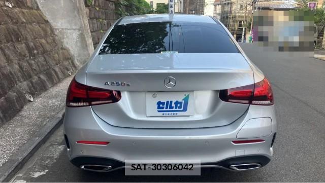 Mercedes Benz A-CLASS 2023-03 8282026-1