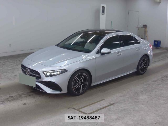 Mercedes Benz A-CLASS 2023-02 8284659-0