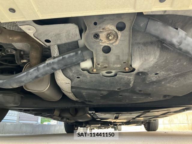 Mercedes Benz A-CLASS 2011-11 8277501-11