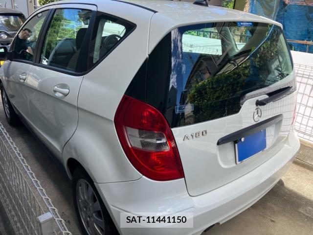 Mercedes Benz A-CLASS 2011-11 8277501-12