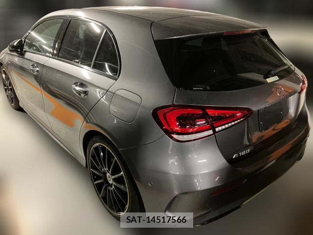 Mercedes Benz A-CLASS 2018-12 8282884-2