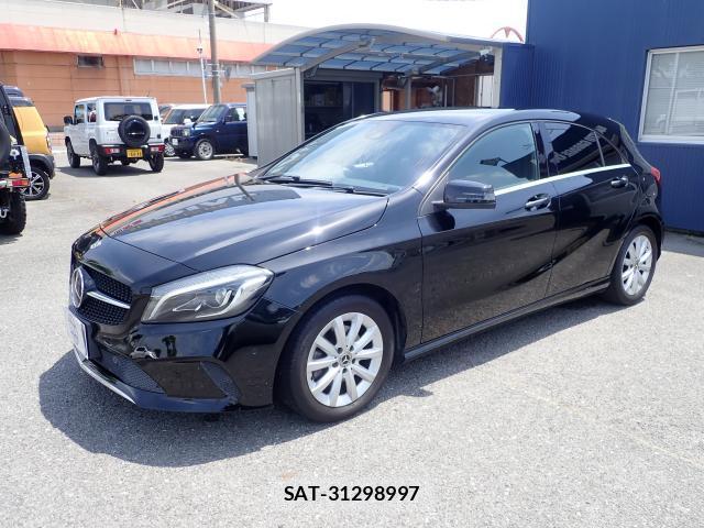 Mercedes Benz A-CLASS 2018-08 8283107-17