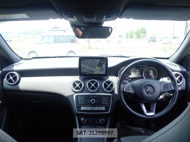 Mercedes Benz A-CLASS 2018-08 8283107-2