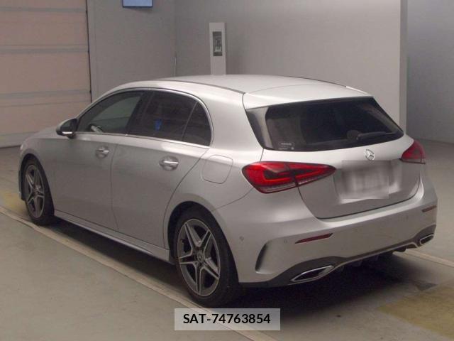 Mercedes Benz A-CLASS 2018-12 8284380-1