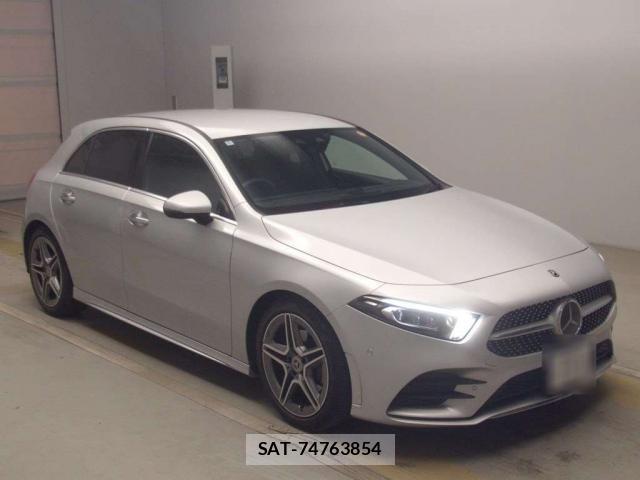 Mercedes Benz A-CLASS 2018-12 8284380-3