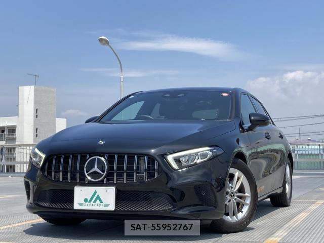 Mercedes Benz A-CLASS 2018-12 8284871-0