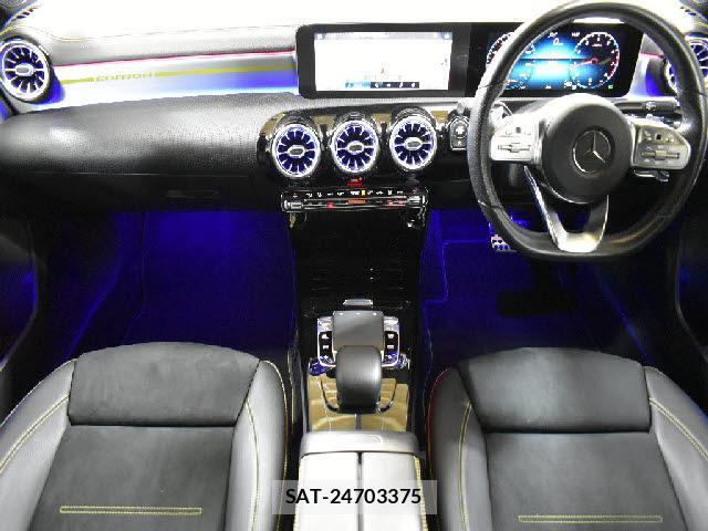 Mercedes Benz A-CLASS 2018-12 8285226-1
