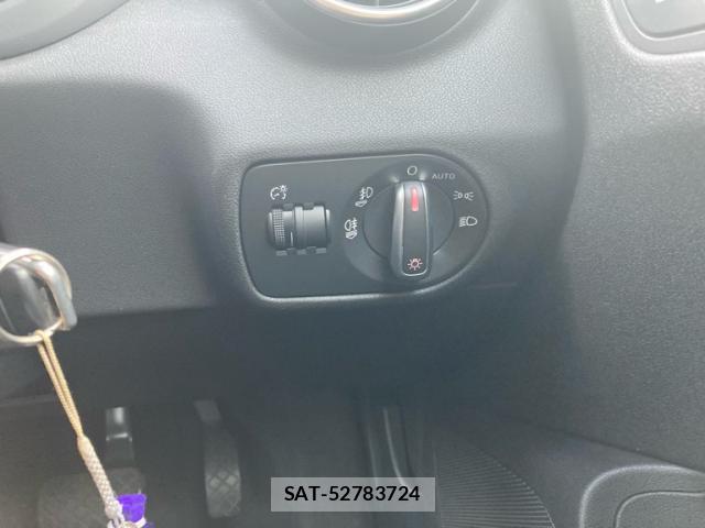 Audi A1 2013-03 8285284-16