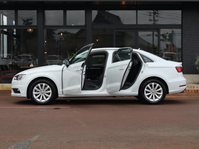 Audi A3 SEDAN 2014-07 8276727-15