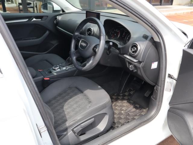 Audi A3 SEDAN 2014-07 8276727-17