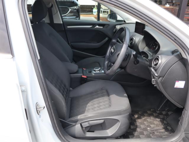Audi A3 SEDAN 2014-07 8276727-4