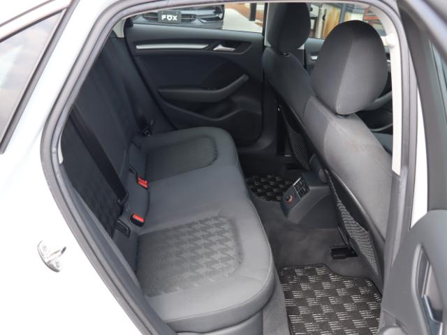 Audi A3 SEDAN 2014-07 8276727-5