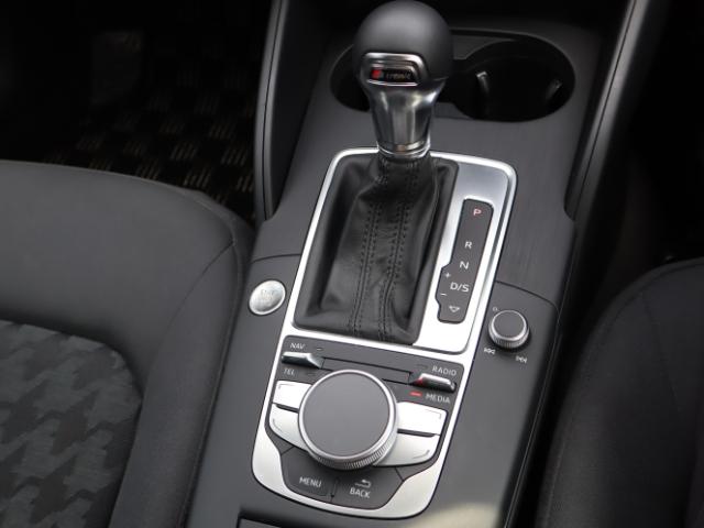 Audi A3 SEDAN 2014-07 8276727-7
