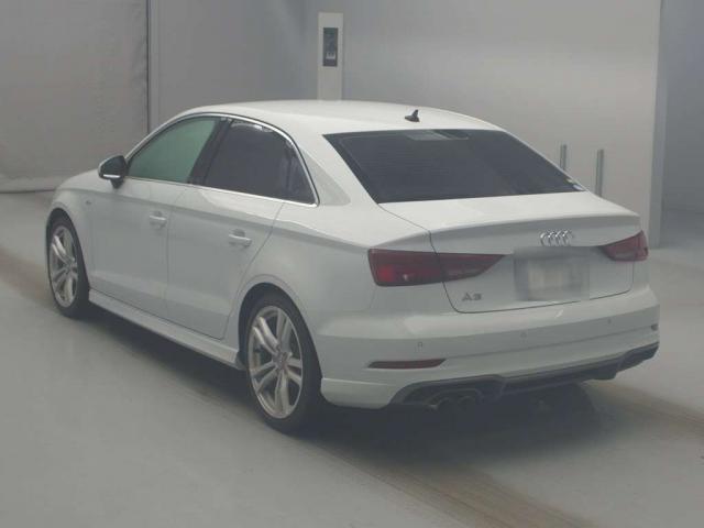 Audi A3 SEDAN 2020-08 8278927-6