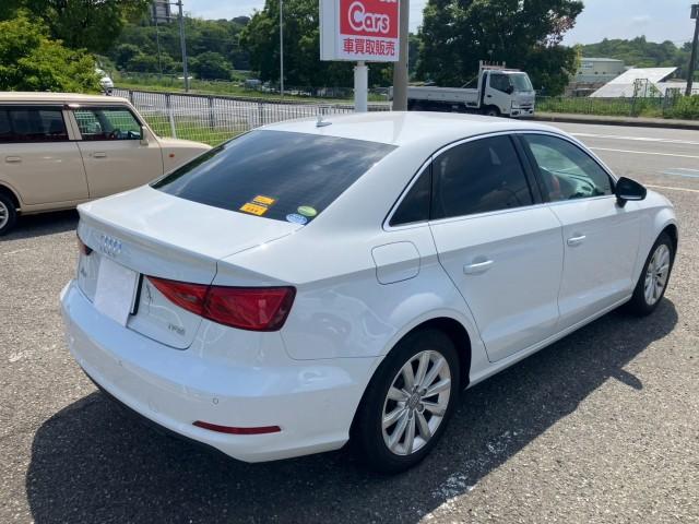Audi A3 SEDAN 2015-09 8279004-14