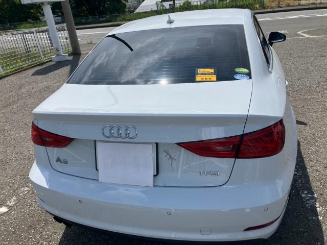 Audi A3 SEDAN 2015-09 8279004-15