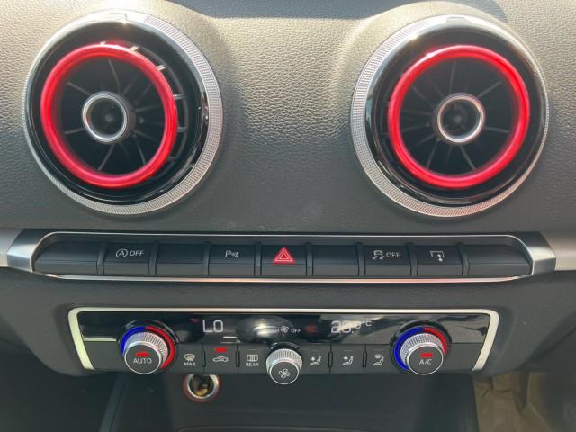 Audi A3 SEDAN 2015-09 8279004-6