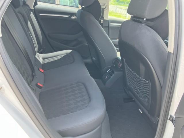 Audi A3 SEDAN 2015-09 8279004-9