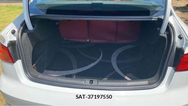 Audi A3 SEDAN 2015-03 8281294-17