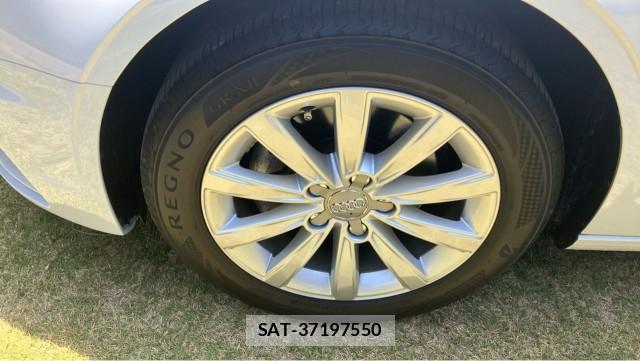 Audi A3 SEDAN 2015-03 8281294-8