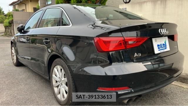 Audi A3 SEDAN 2015-07 8282310-13