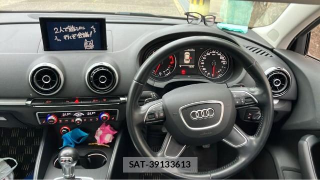 Audi A3 SEDAN 2015-07 8282310-16