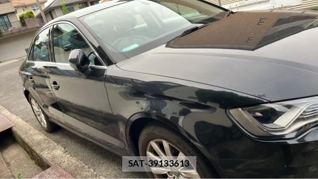 Audi A3 SEDAN 2015-07 8282310-3