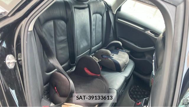 Audi A3 SEDAN 2015-07 8282310-6
