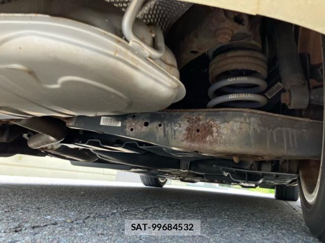 Audi E-TRON 2011-07 8284797-6