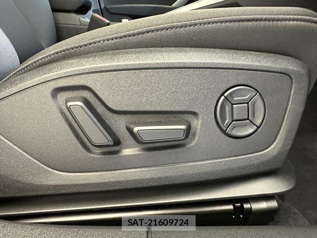 Audi A3 2026-03 8283306-8