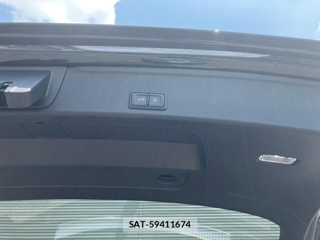 Audi A4 2024-09 8277735-16